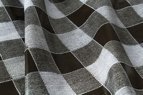 Toalha De Mesa Flanelada Xadres Preto
