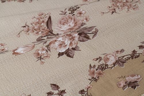 Toalha De Mesa Flanelada Floral Marrom